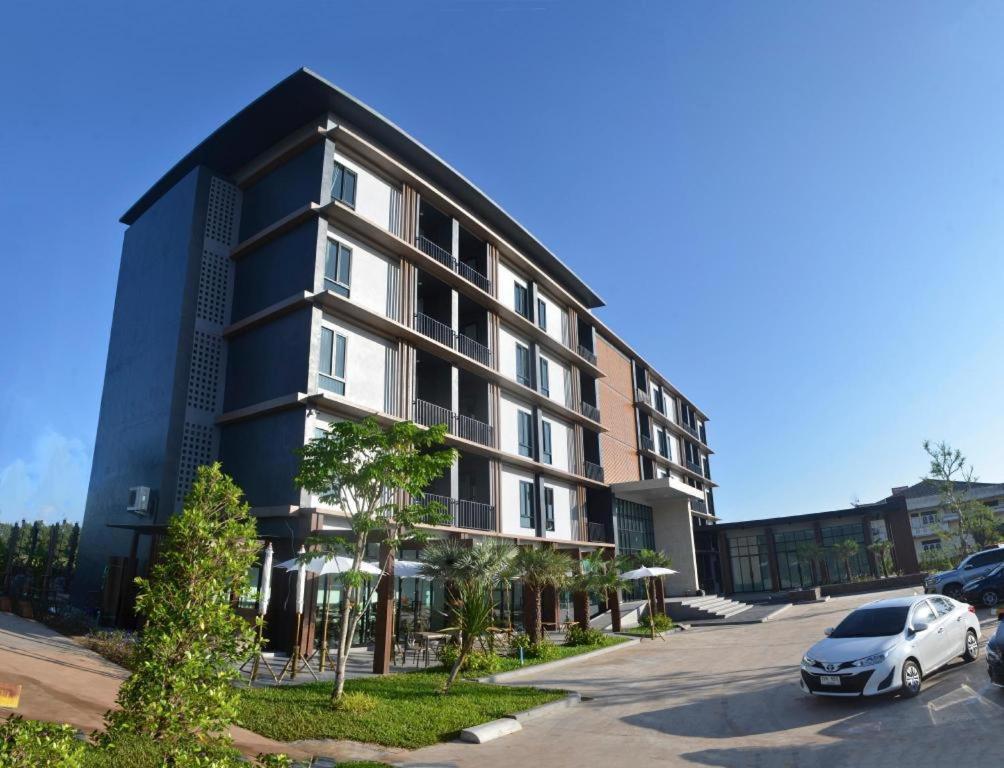 Boondara Boutique Hotel Nakhon Phanom Exteriör bild
